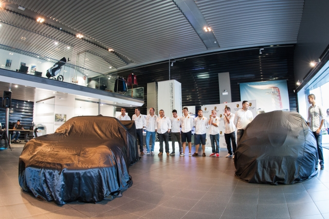 019 presentacin porsche 2010 ares racing 010